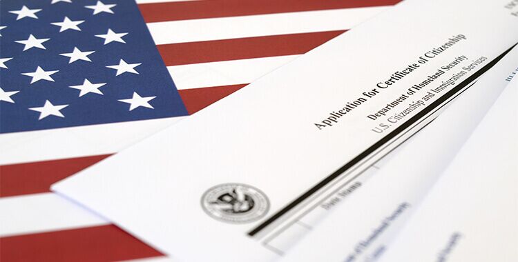 How To Become A US Citizen Through The Naturalization Process